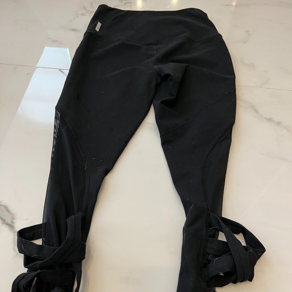 Women's Zella Brand Capri Leggings